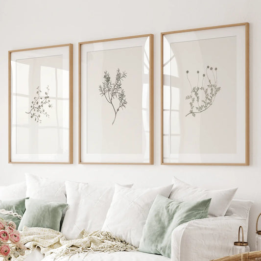 Vintage Flower Minimalistic Wall Decor. Botanical Print Set