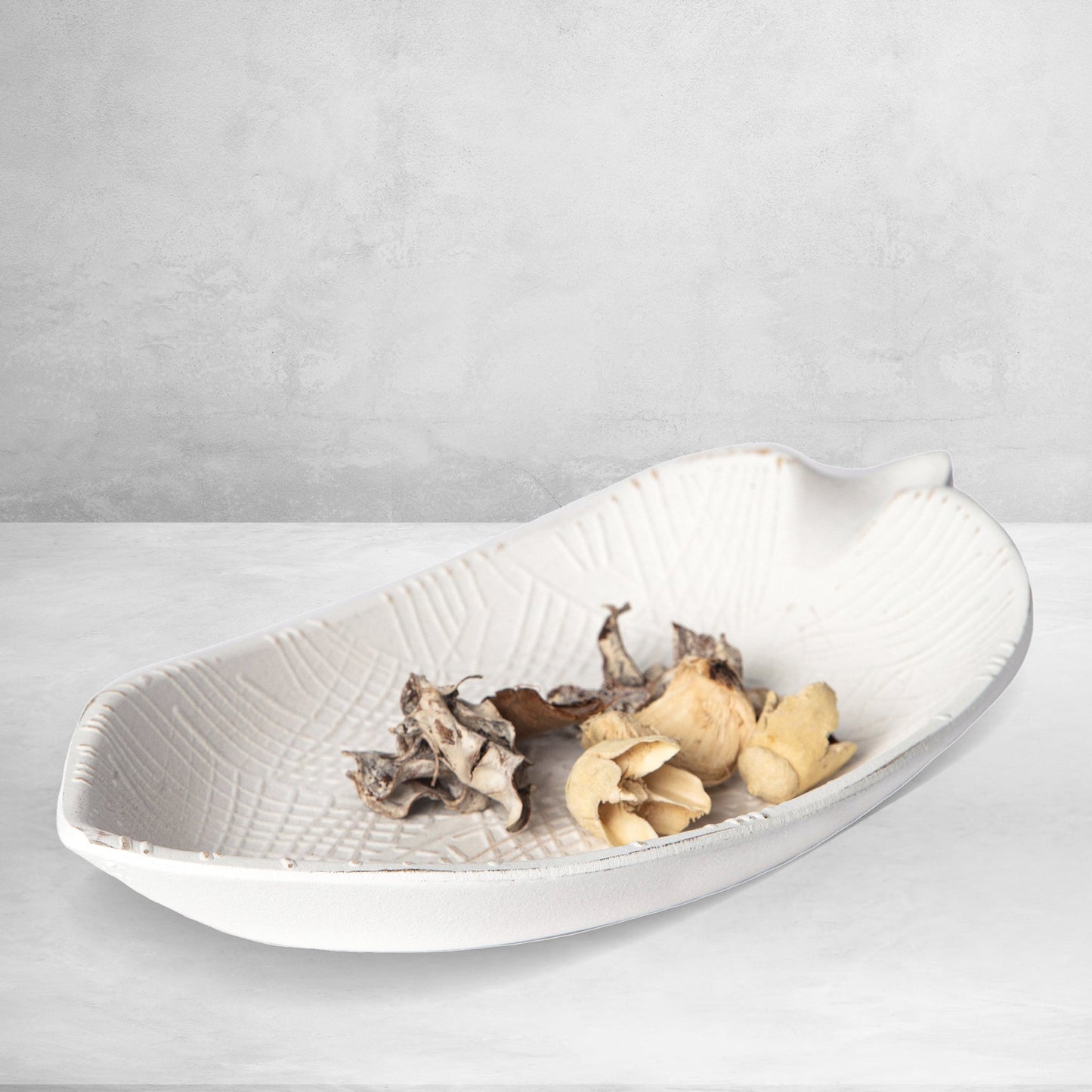 Wood Leaf Shaped Decorative Serving Plate